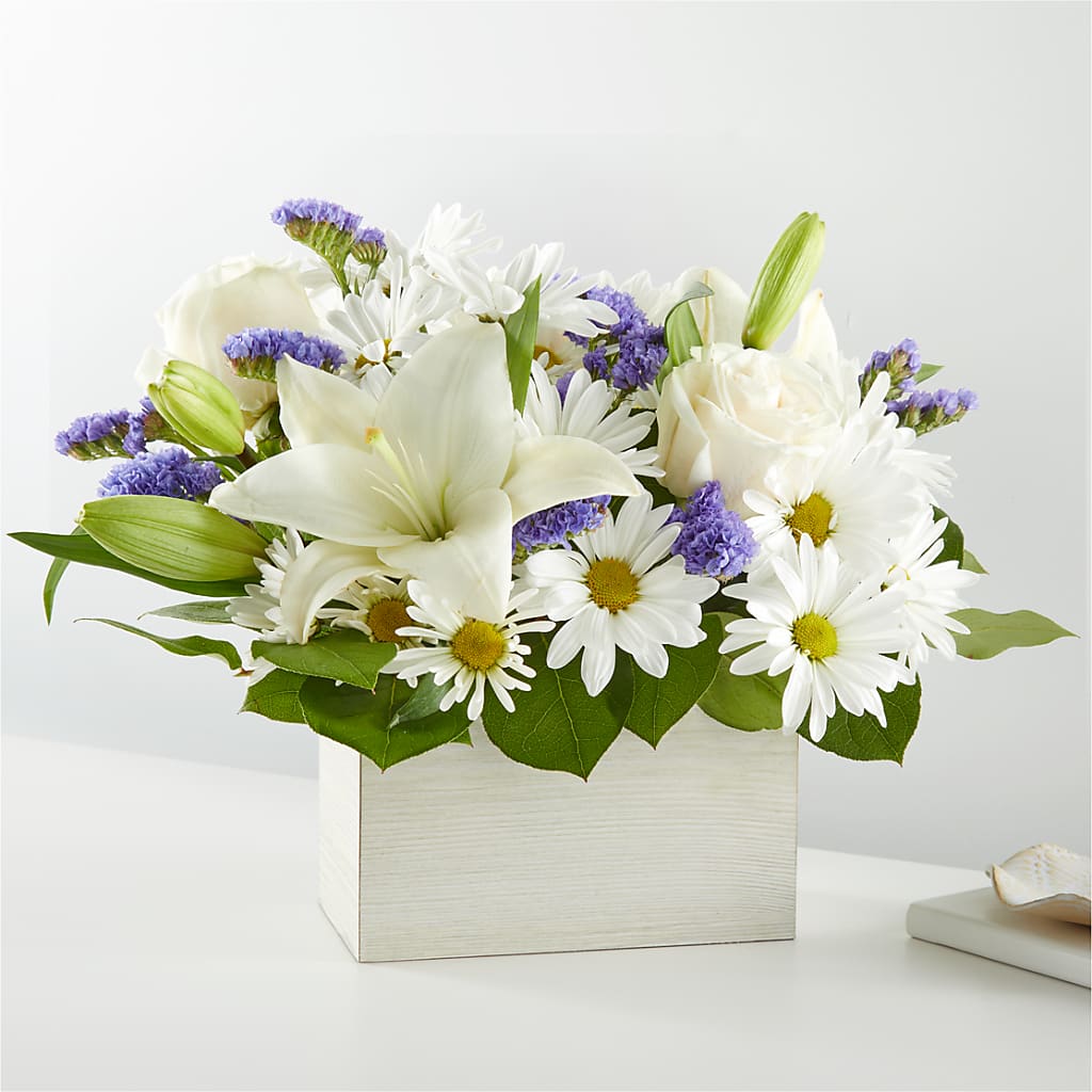 Beyond Blue Box Bouquet – Floreria Mexico #3, Torrance CA