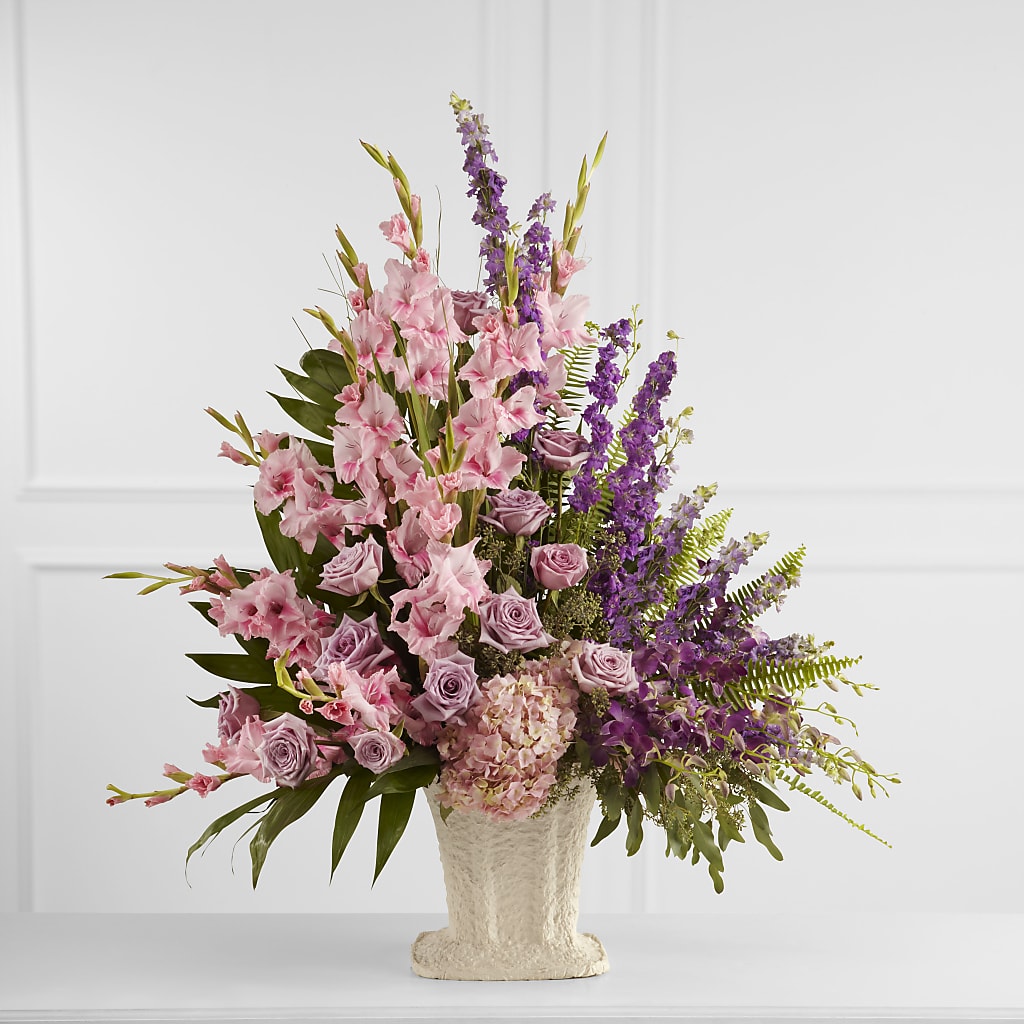 Flowing Garden Arrangement – Floreria Mexico #3, Torrance CA