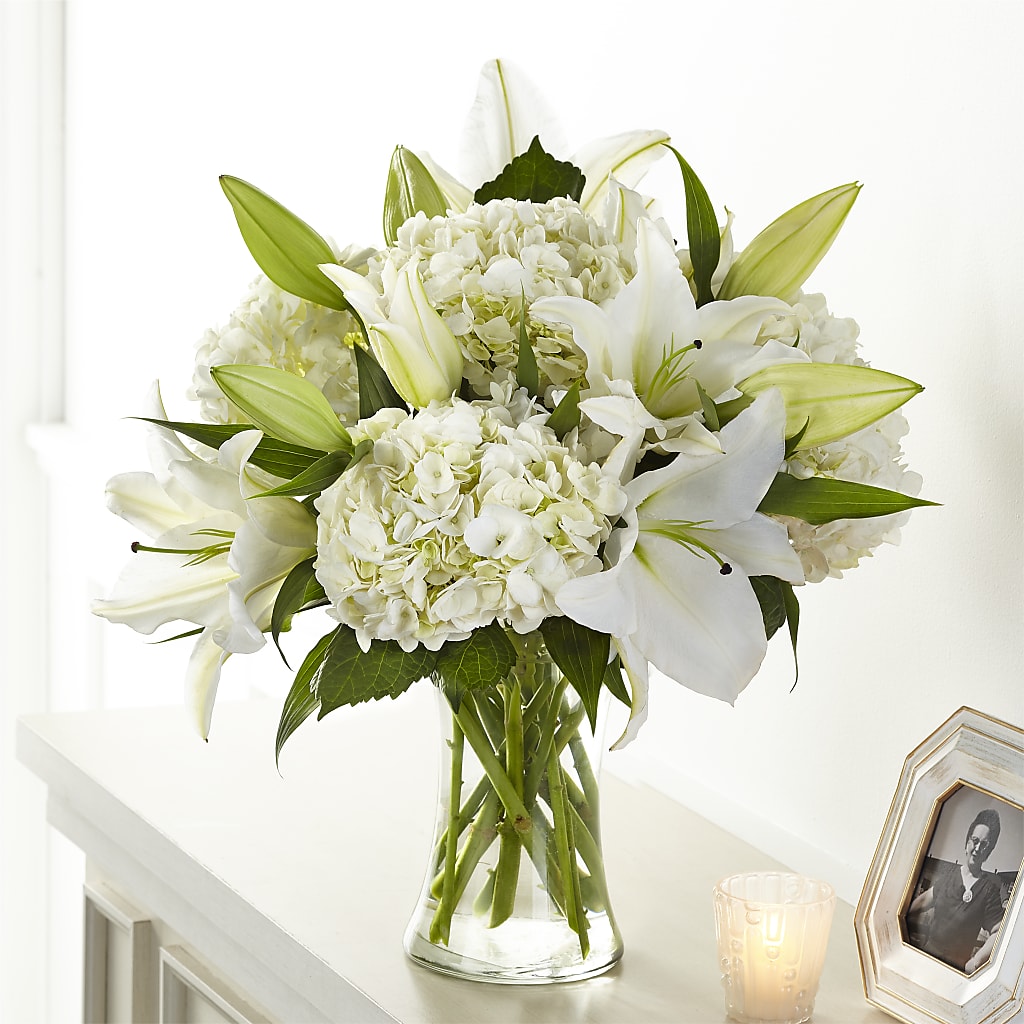 Compassionate Lily Bouquet – Floreria Mexico #3, Torrance CA