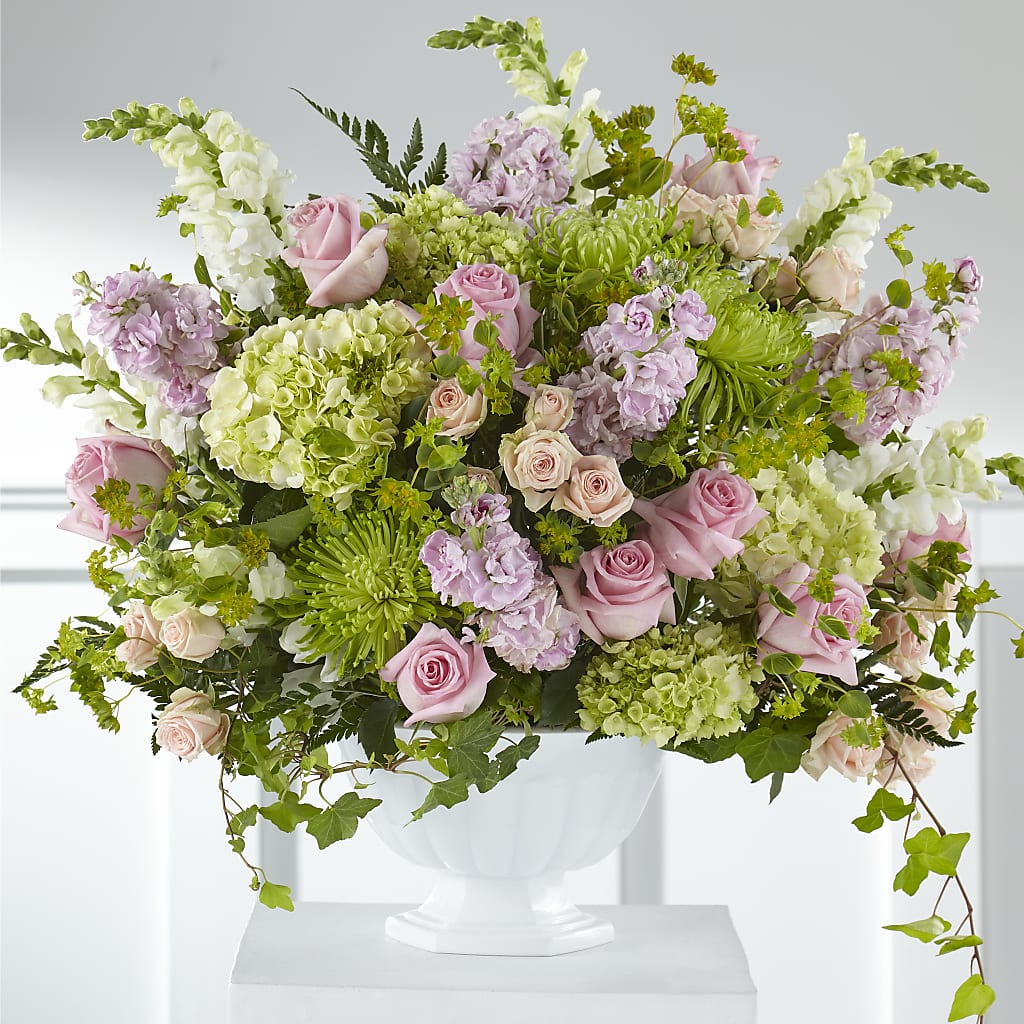 Radiant Embrace Arrangement – Floreria Mexico #3, Torrance CA