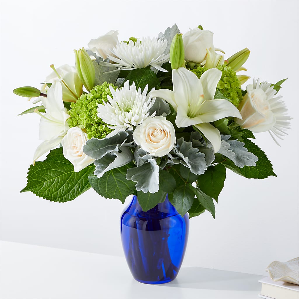Snowy Dreams Bouquet – Floreria Mexico #3, Torrance CA