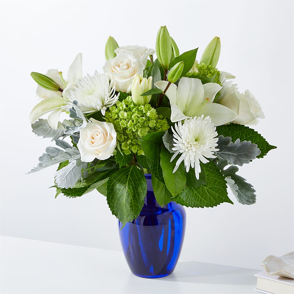 Snowy Dreams Bouquet – Floreria Mexico #3, Torrance CA