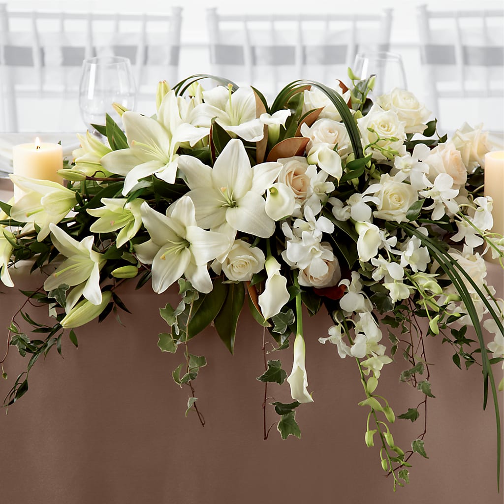 White Linen Arrangement – Floreria Mexico #3, Torrance CA