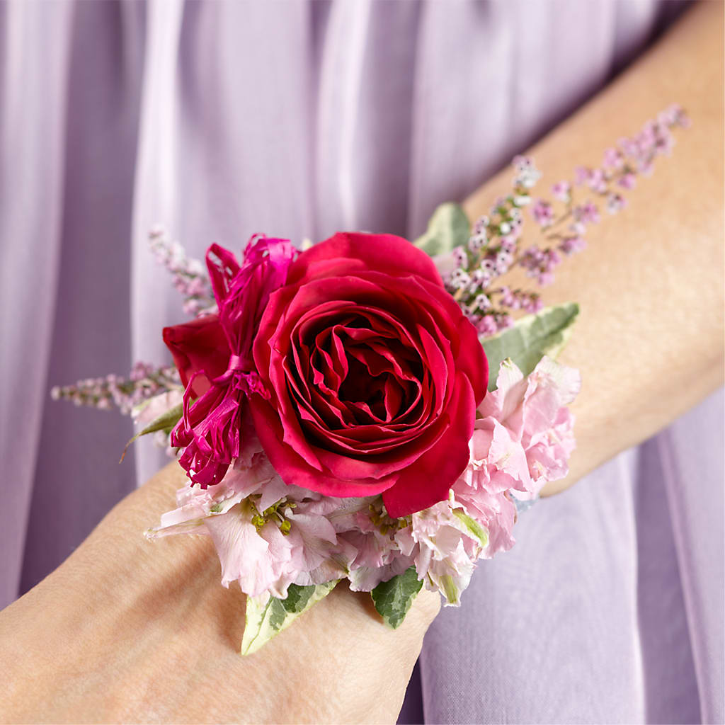 Rose Charm Corsage – Floreria Mexico #3, Torrance CA