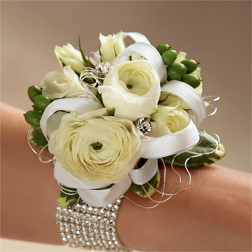 White Wedding Corsage – Floreria Mexico #3, Torrance CA