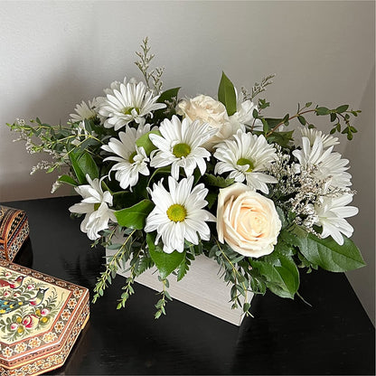 Fresh Linen Box Bouquet –  Floreria Mexico #3, Torrance CA