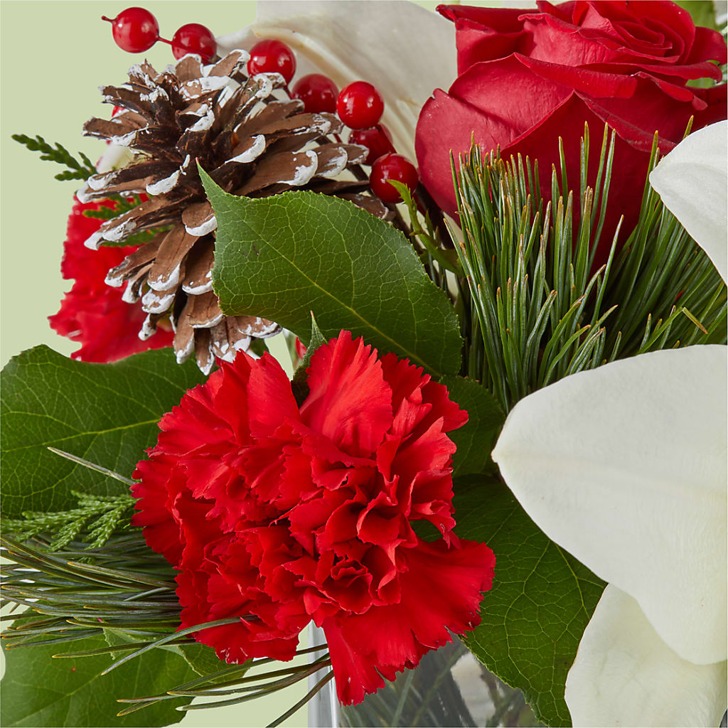Glistening Icicles Bouquet –  Floreria Mexico #3, Torrance CA